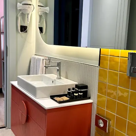 Hotel Just *