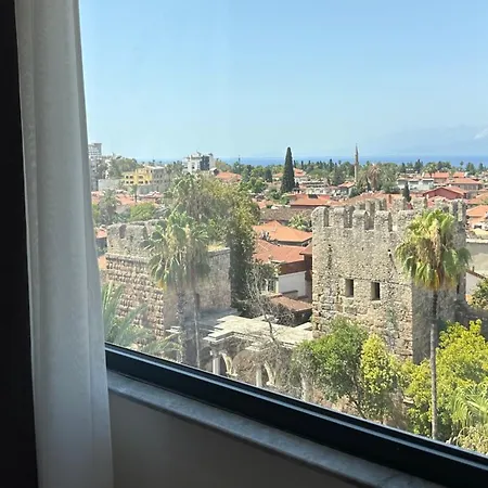 Hotel Just *