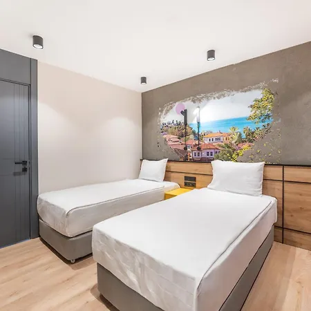 Just Hotel