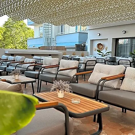 Hotel Just 3*