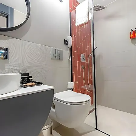 Hotell Just 3*