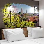 Just Hotel 3*
