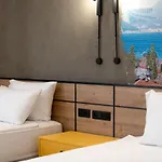 Hotel Just 3*