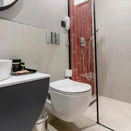 Hotel Just 3*