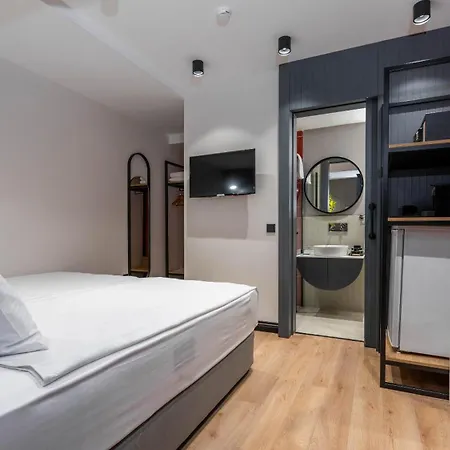 Just Hotel 3*