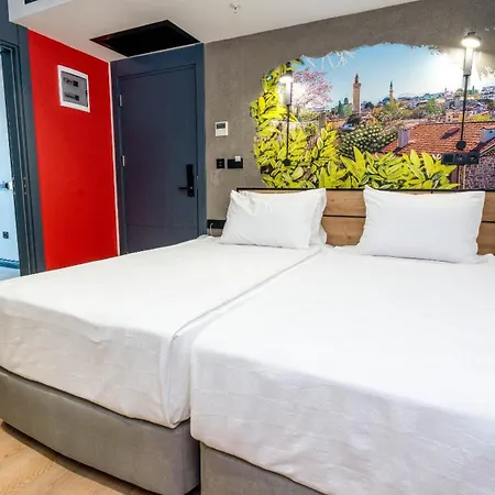Hotel Just 3*