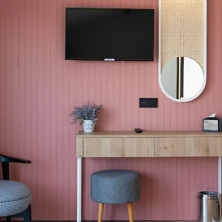 Just Hotel