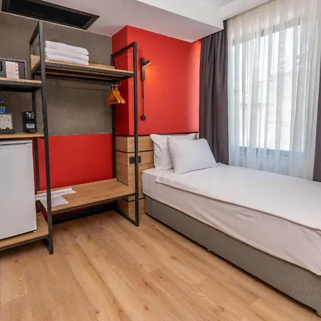 Just Hotel